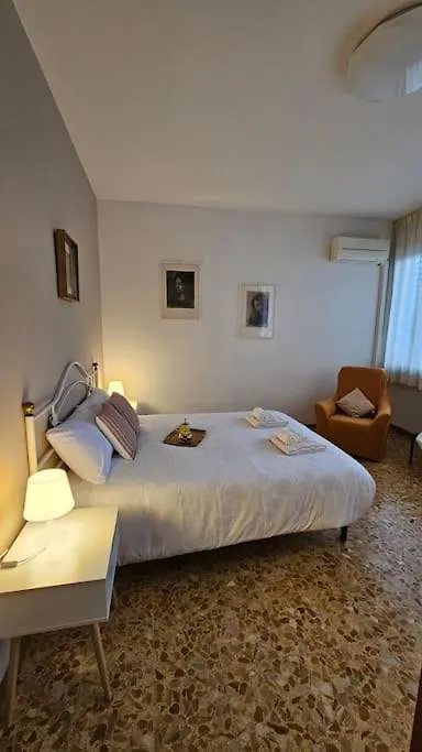 Apartment Monticelli Apt - 6 Posti Letto Florence